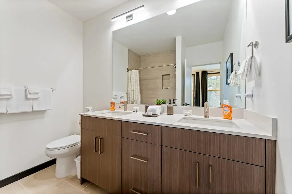 Ponderosa Court, Unit 2A