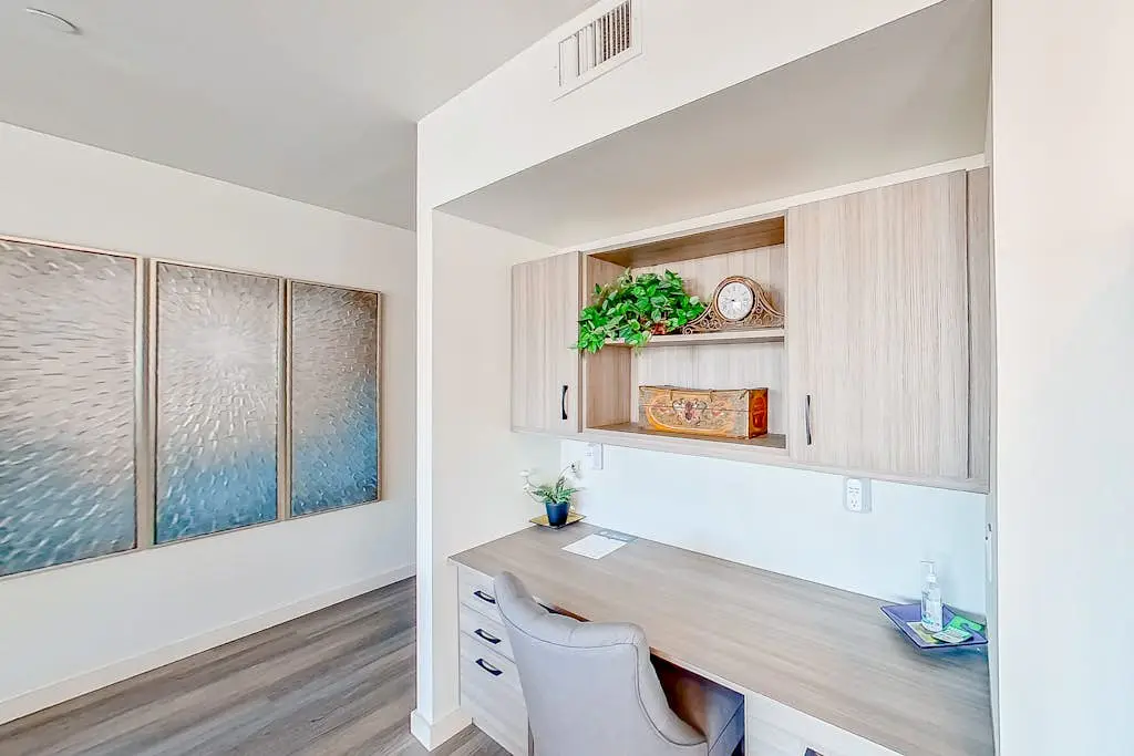 Chelan Resort Suites - Comfort by the Lake 201