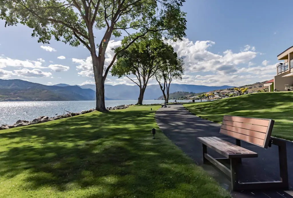 Lake Chelan Shores - Serenity by the Lake #15-9