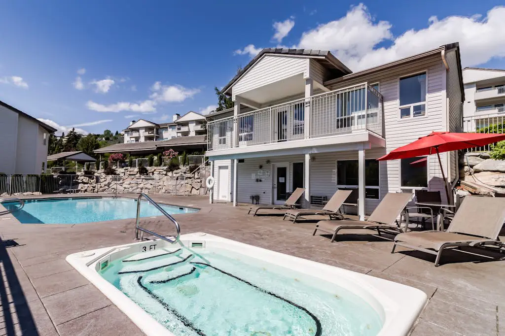 Park Pointe - Chelan Delight -D302