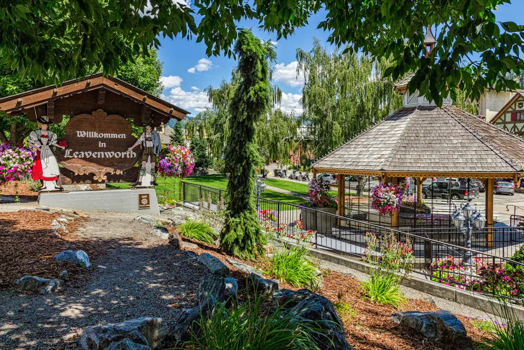 Icicle Village Resort 508 - Alpine Aurora