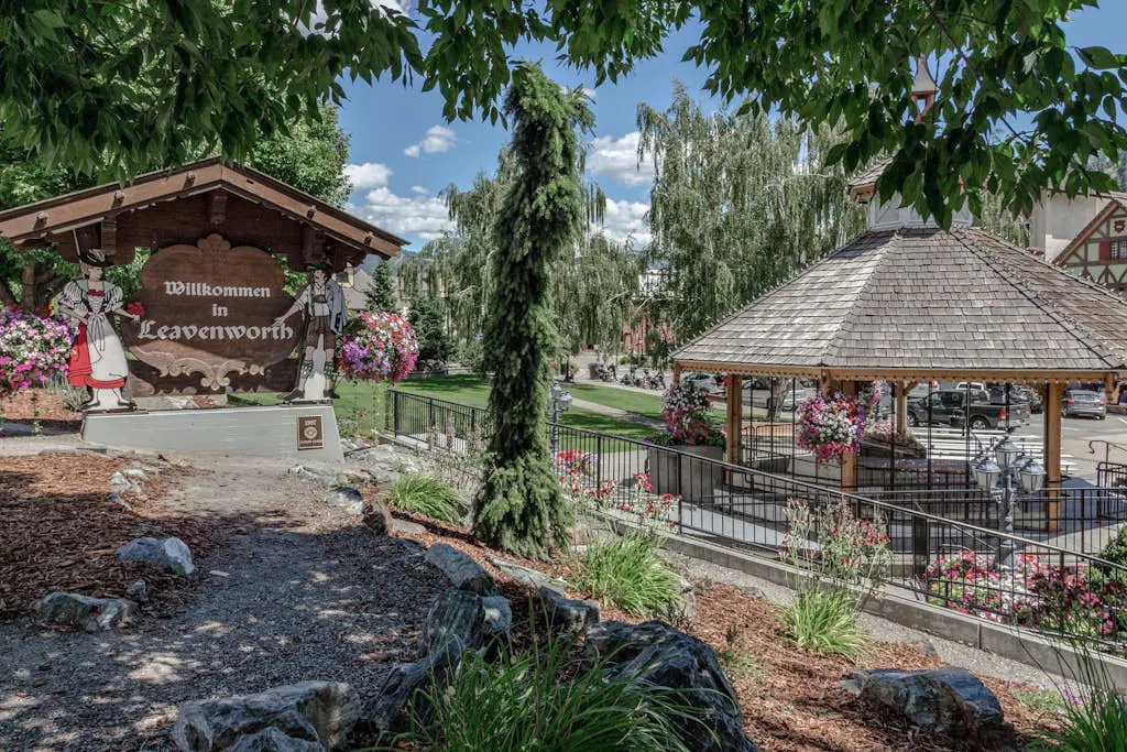 Icicle Village Resort 402 - Juniper Studio