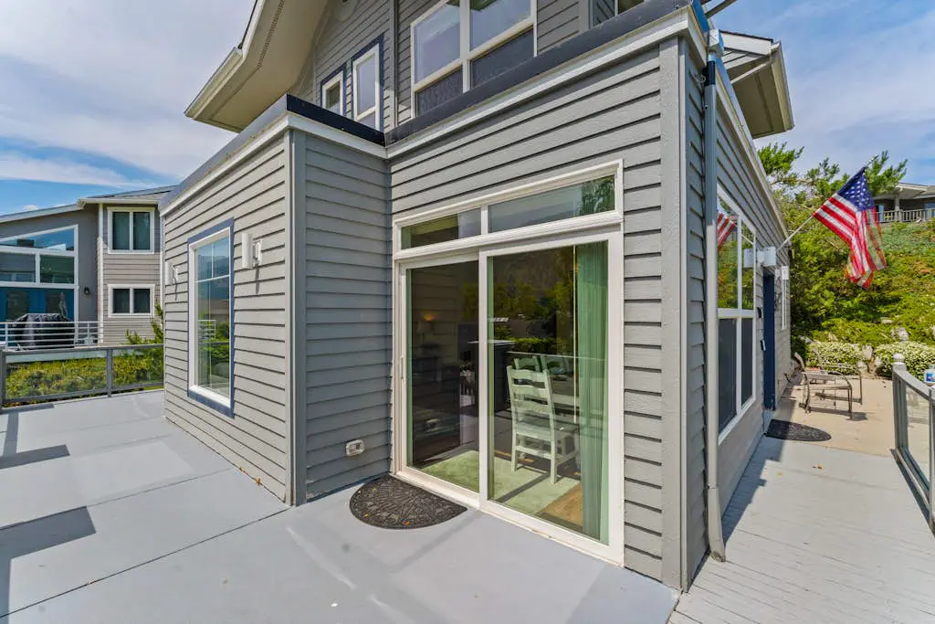 Beaches and Breezes on Wapato