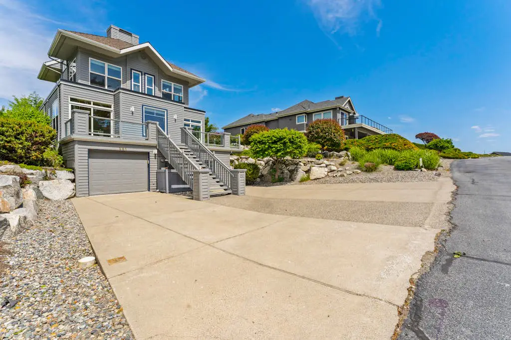 Beaches and Breezes on Wapato
