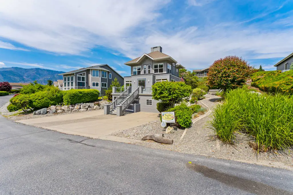 Beaches and Breezes on Wapato