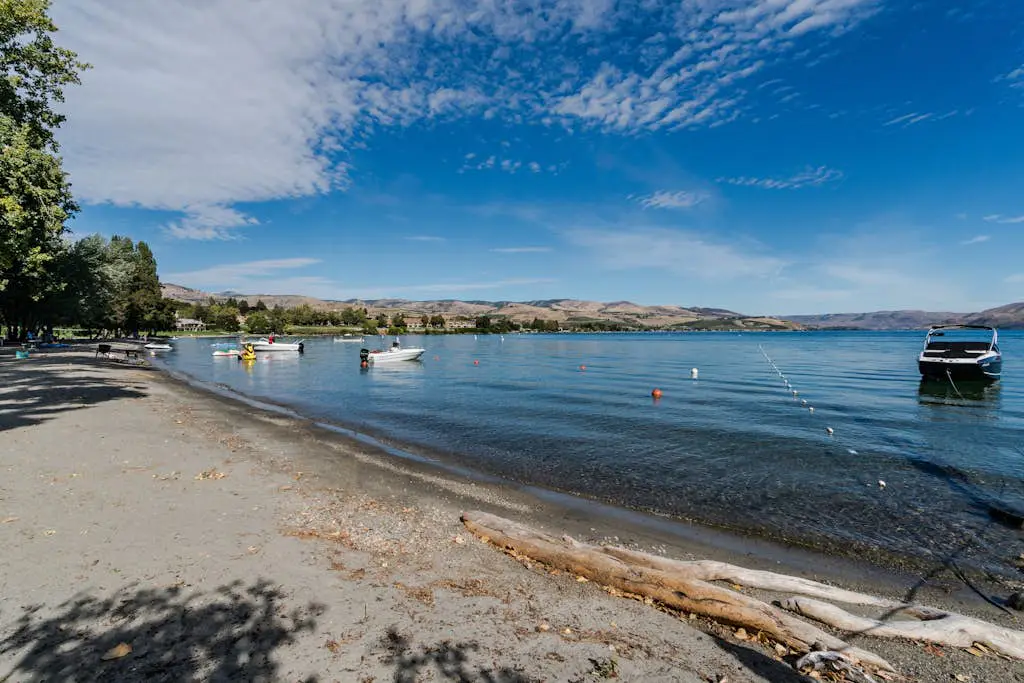 Beaches and Breezes on Wapato