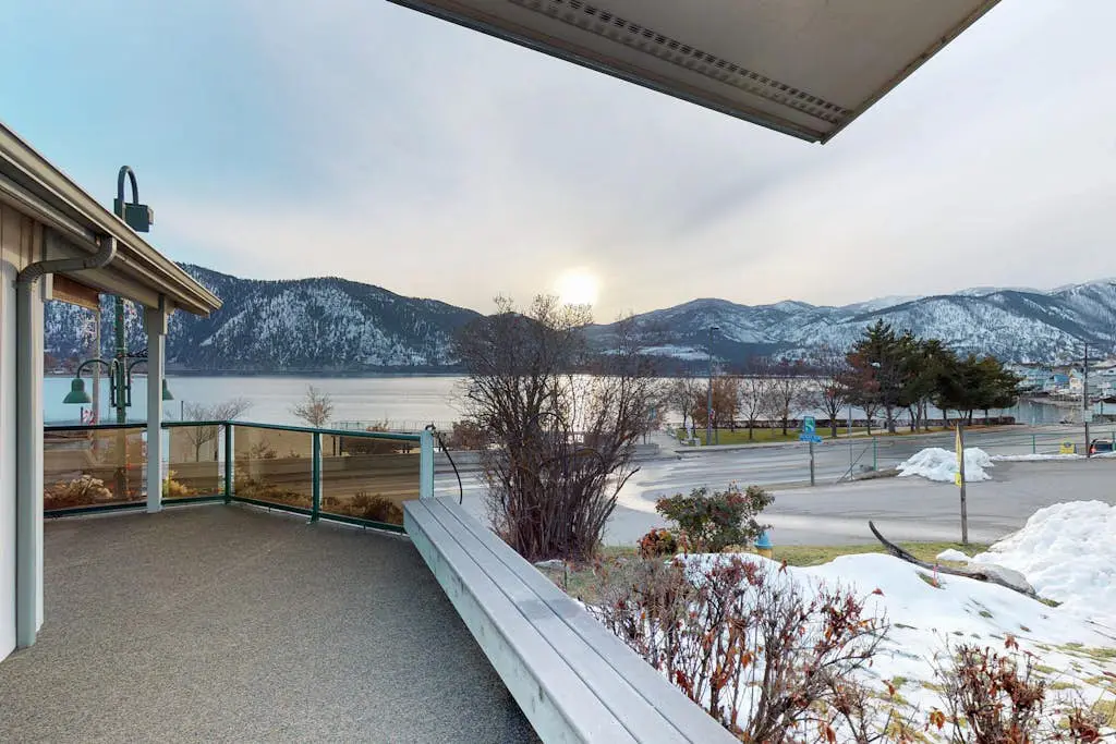 Manson Lake House