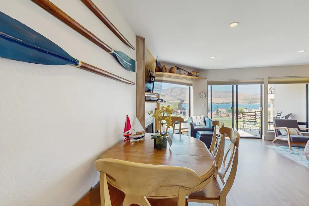 Lake Chelan Shores - Sailboat Dreams 17-2