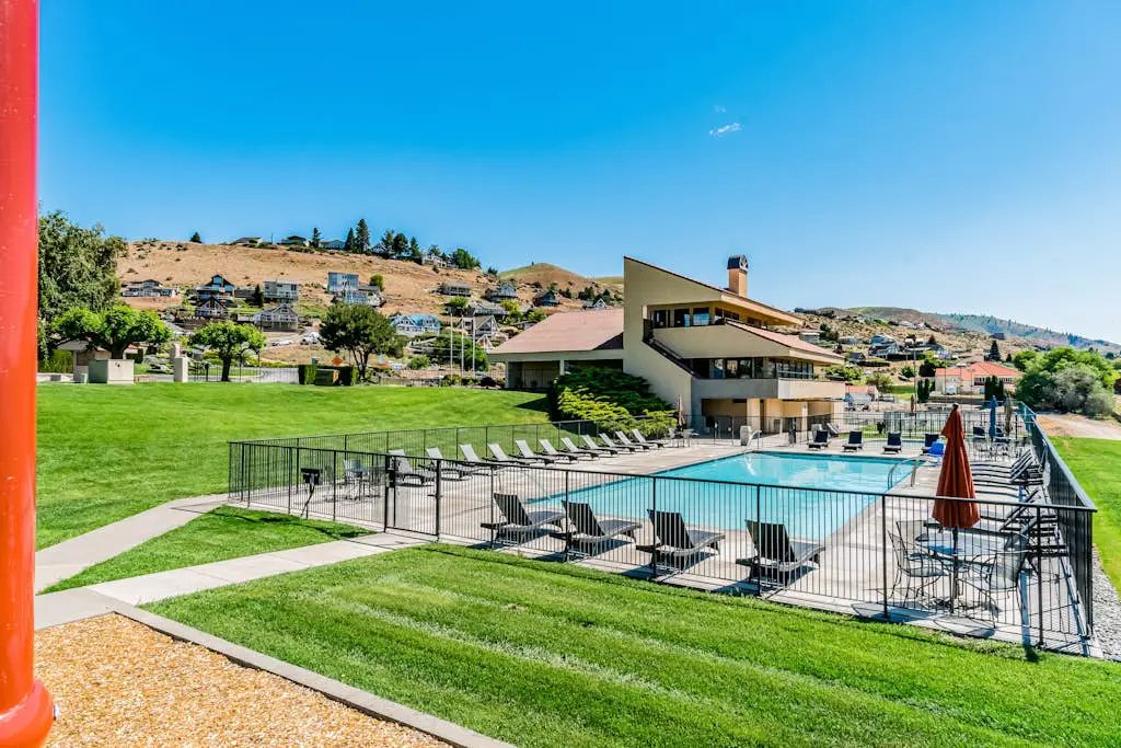 Lake Chelan Shores - Sailboat Dreams 17-2
