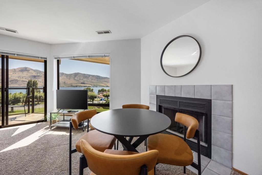 Waterfront Condo with Lake Views and Shared Pools and Hot Tub - Quiet Community