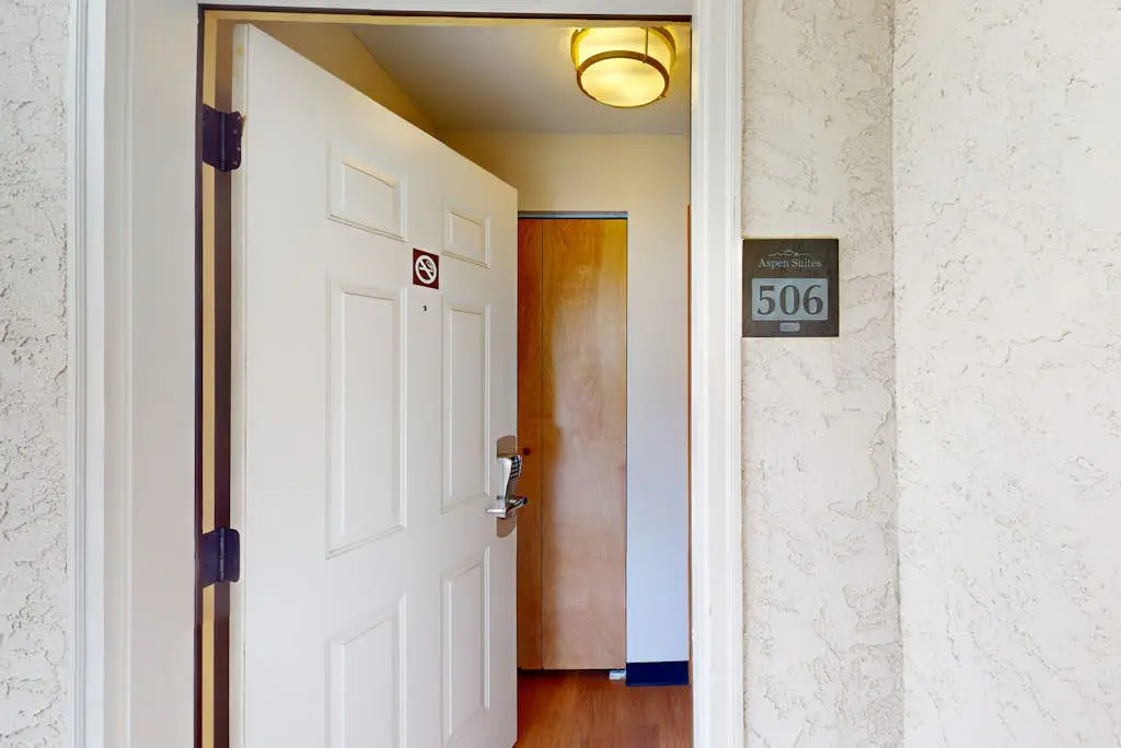 Icicle Village Resort Condo 506