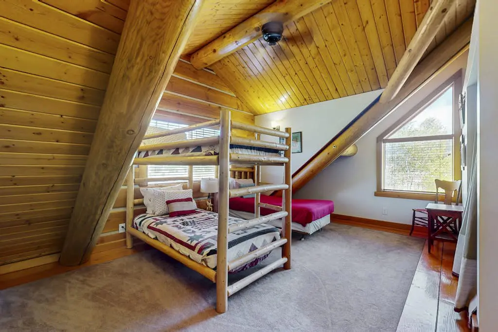 Forestside Lodge
