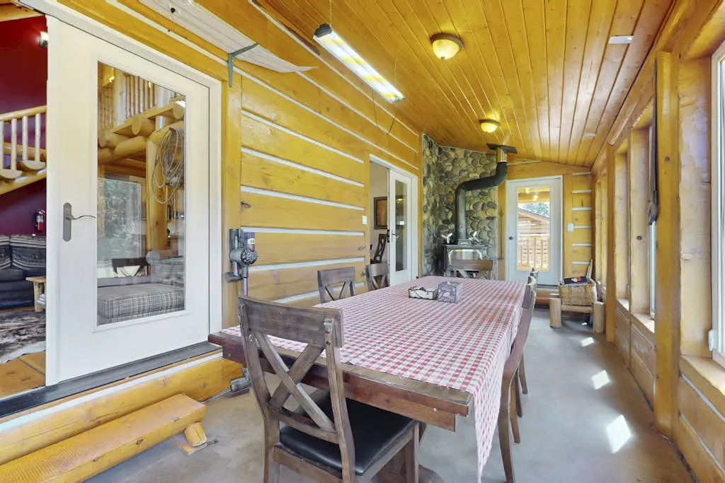 Forestside Lodge