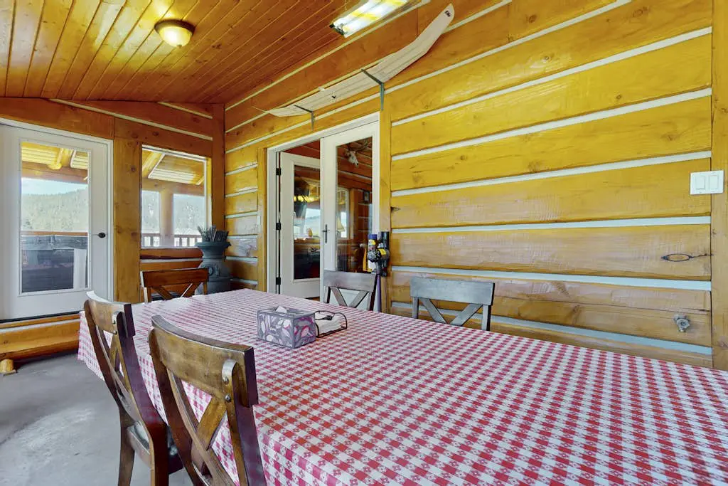 Forestside Lodge