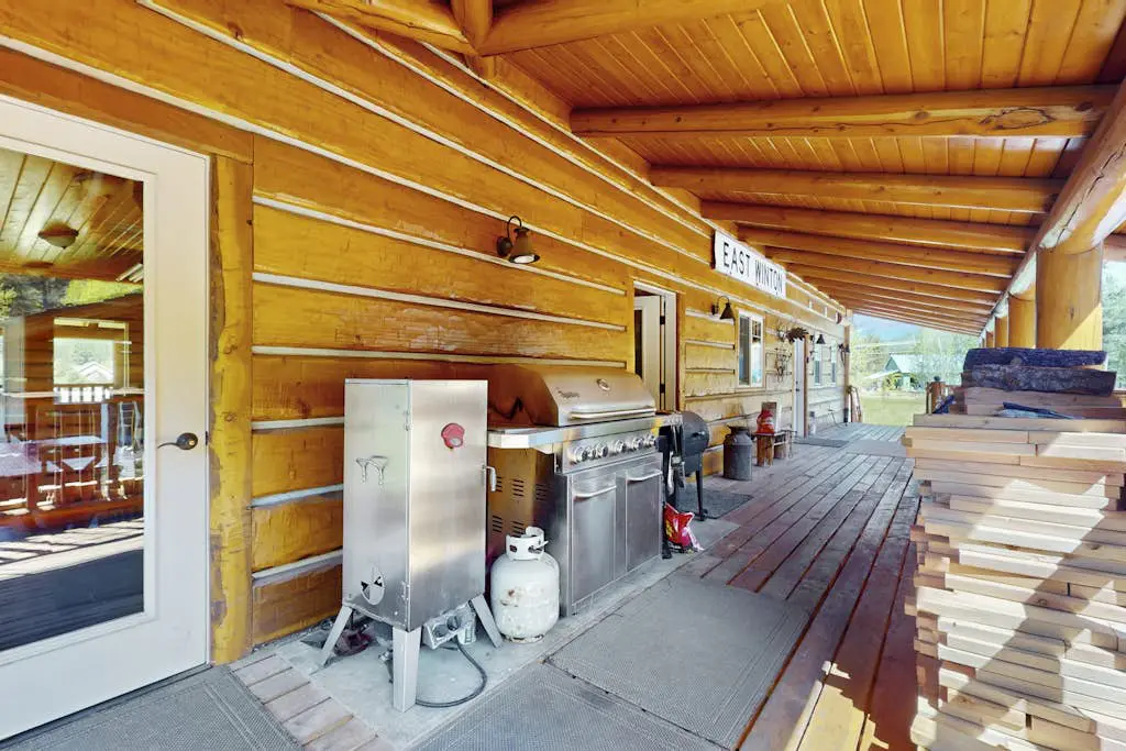 Forestside Lodge