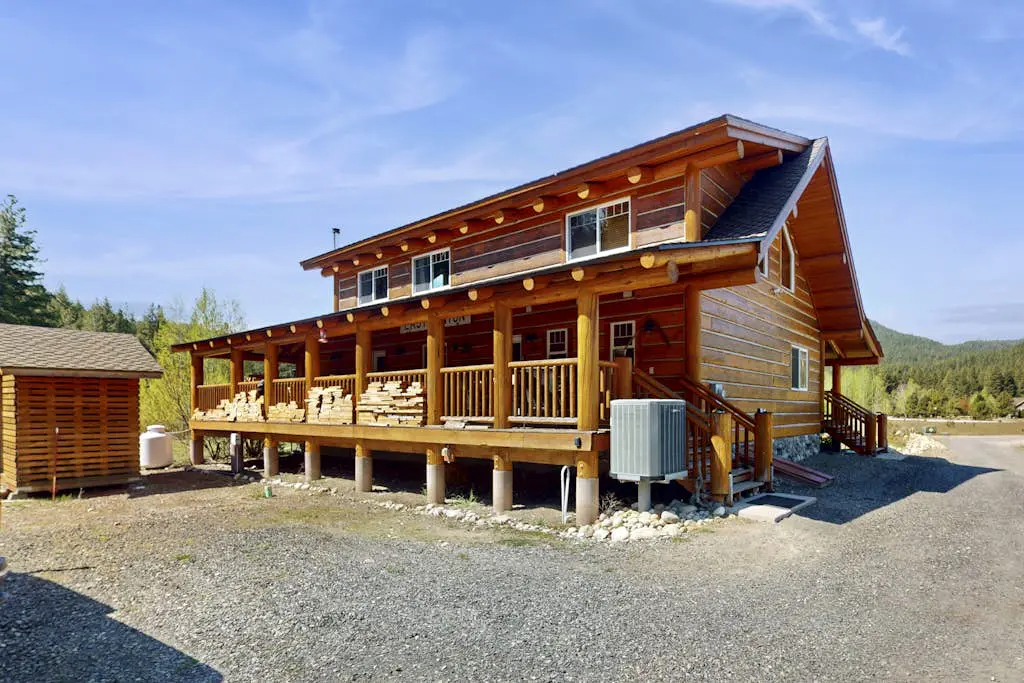 Forestside Lodge