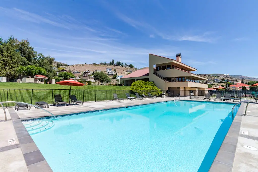 Lake Chelan Shores - Sunset Condo #13-4