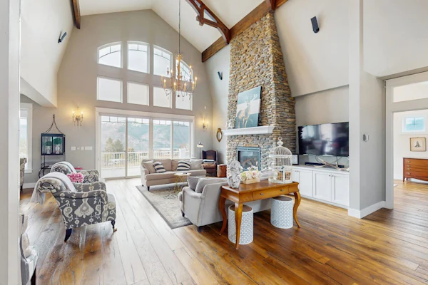 Luxury Home in Wine Country with Private Pool, Hot Tub, and Gourmet Kitchen