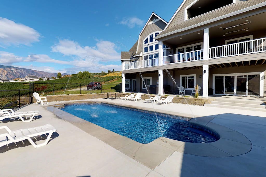 Luxury Home in Wine Country with Private Pool, Hot Tub, and Gourmet Kitchen