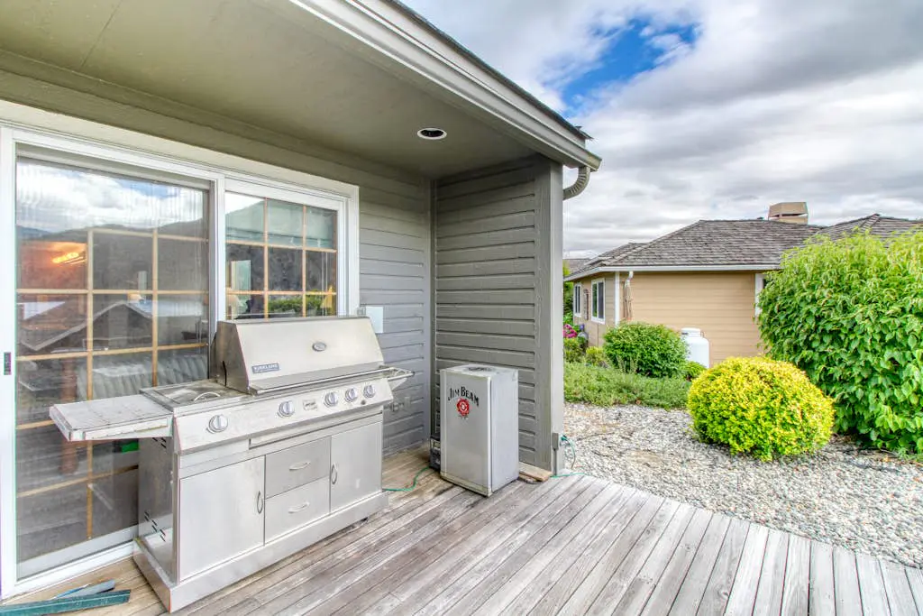 Lake Life at Wapato Point