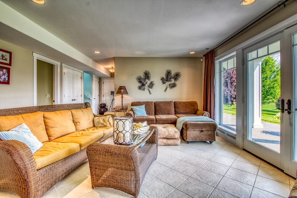 Lake view home w/ deck, huge lawn, patio & outdoor kitchen - near downtown