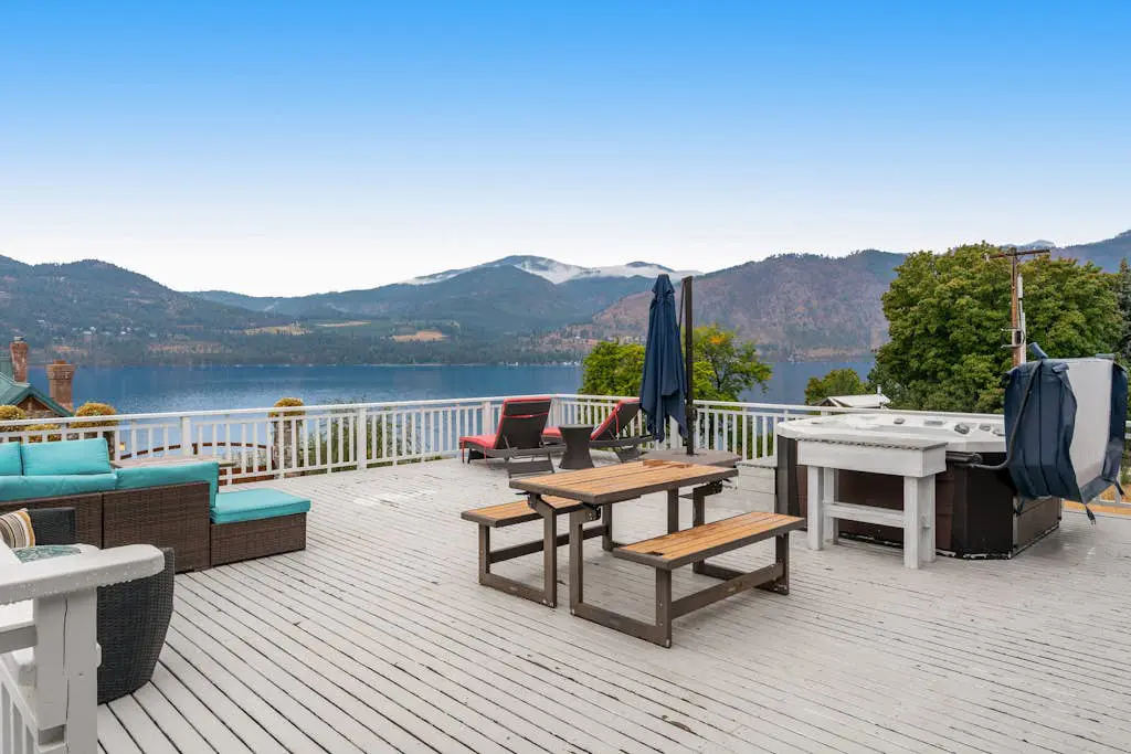 Lake Cruiser Cottage