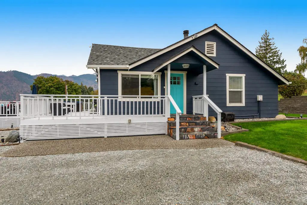 Lake Cruiser Cottage