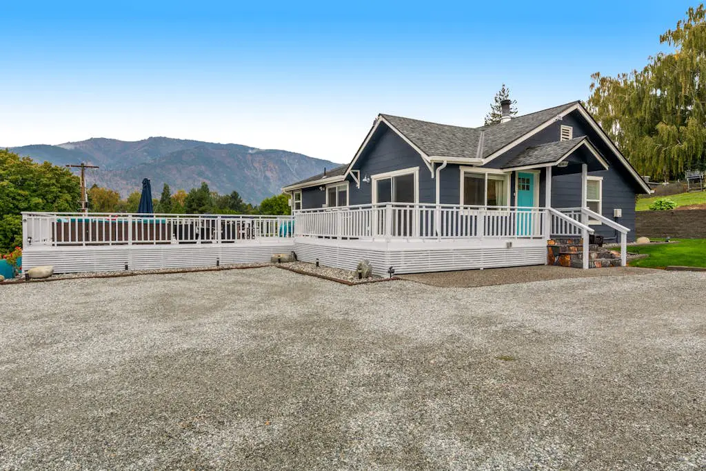 Lake Cruiser Cottage