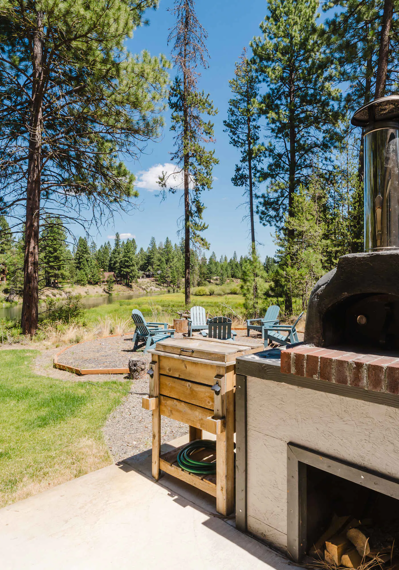 Riverfront Retreat- Paddle & Unwind, Dogs OK!