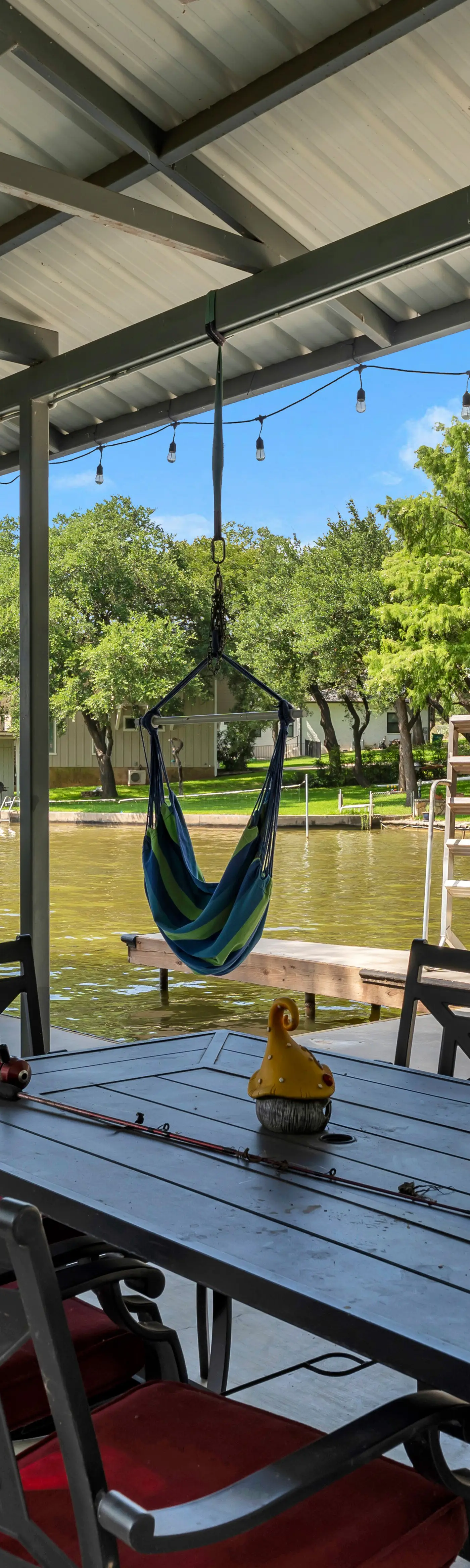 Villa Shoals