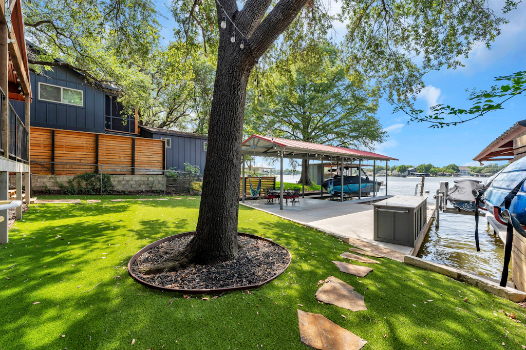 Villa Shoals
