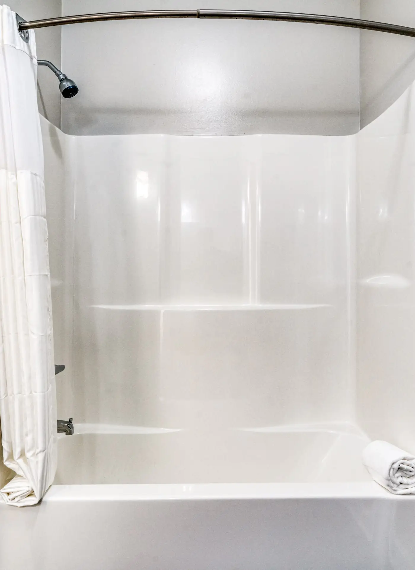 CozySuites Music Row Spacious 2BR in Nashville!