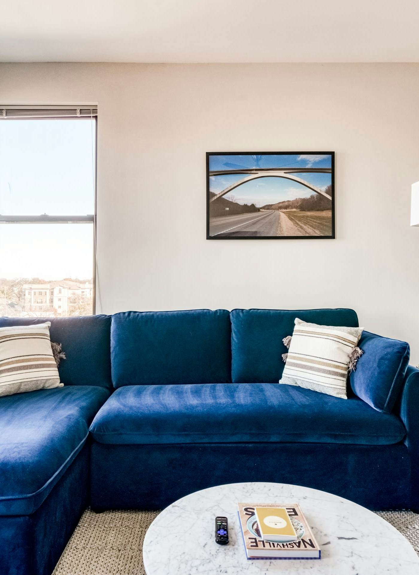 CozySuites Music Row Spacious 2BR in Nashville!