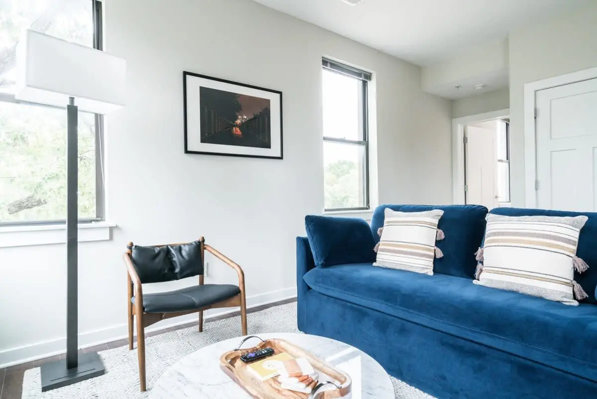 CozySuites Music Row Stunning 2BR in Nashville!