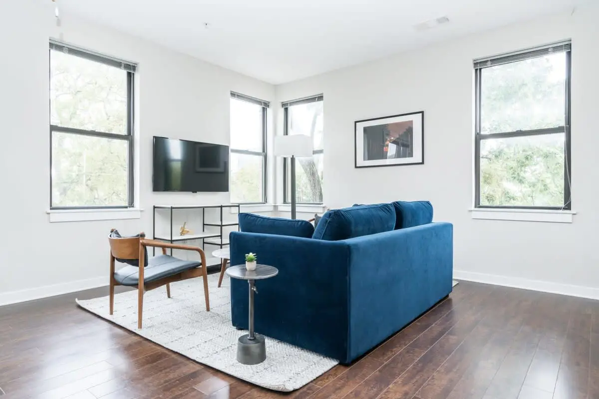 CozySuites Music Row Stunning 2BR in Nashville!