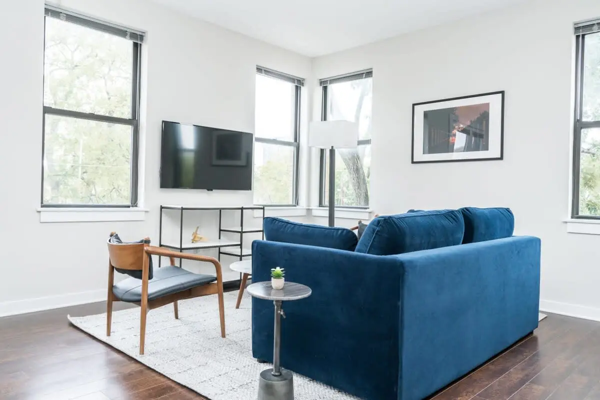 CozySuites Music Row Stunning 2BR in Nashville!