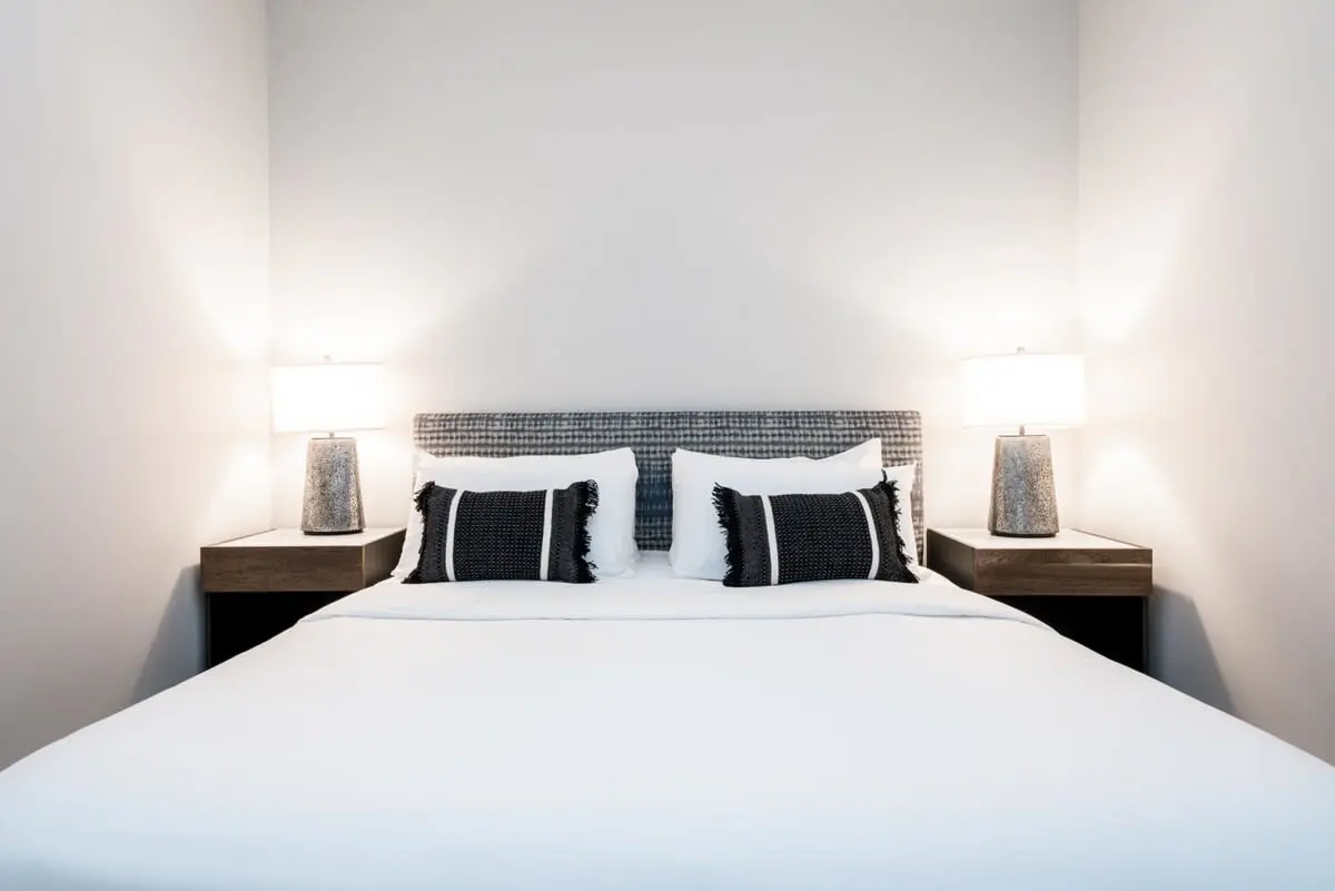 CozySuites Music Row Stunning 2BR in Nashville!
