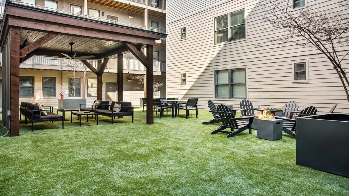 CozySuites Music Row Stunning 2BR in Nashville!