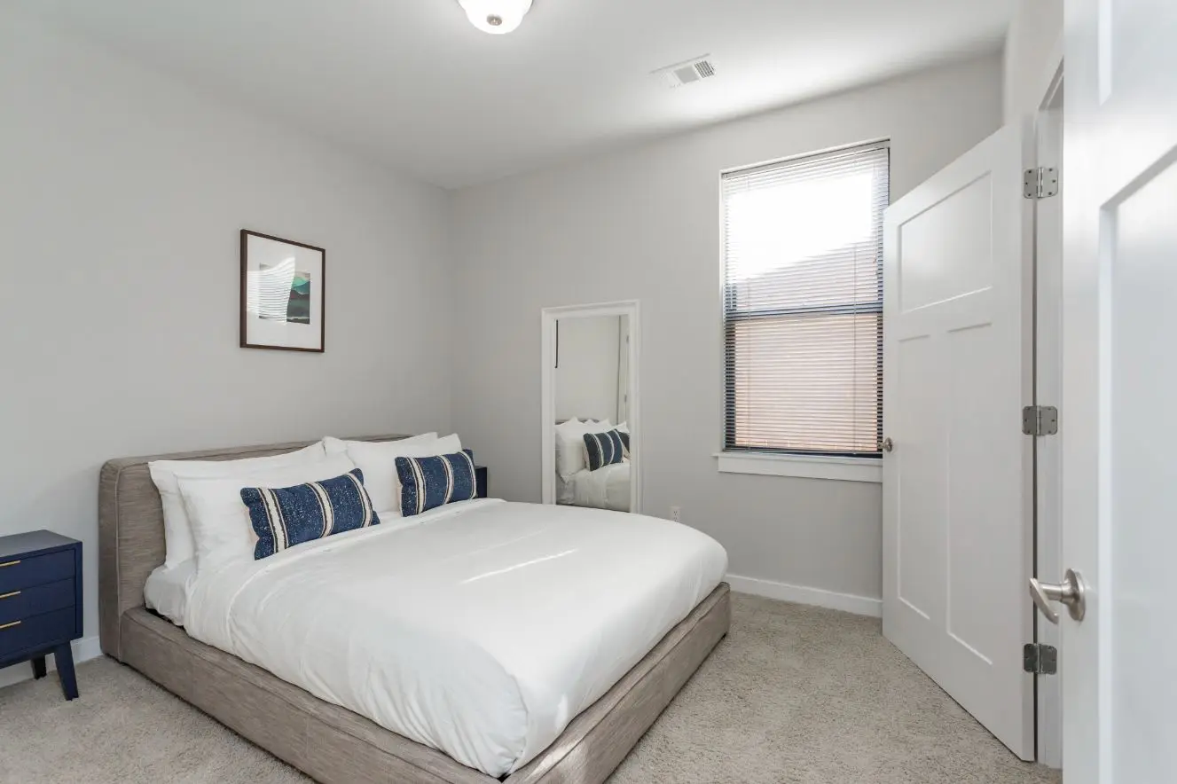 CozySuites Music Row Spacious 1BR in Nashville! 11