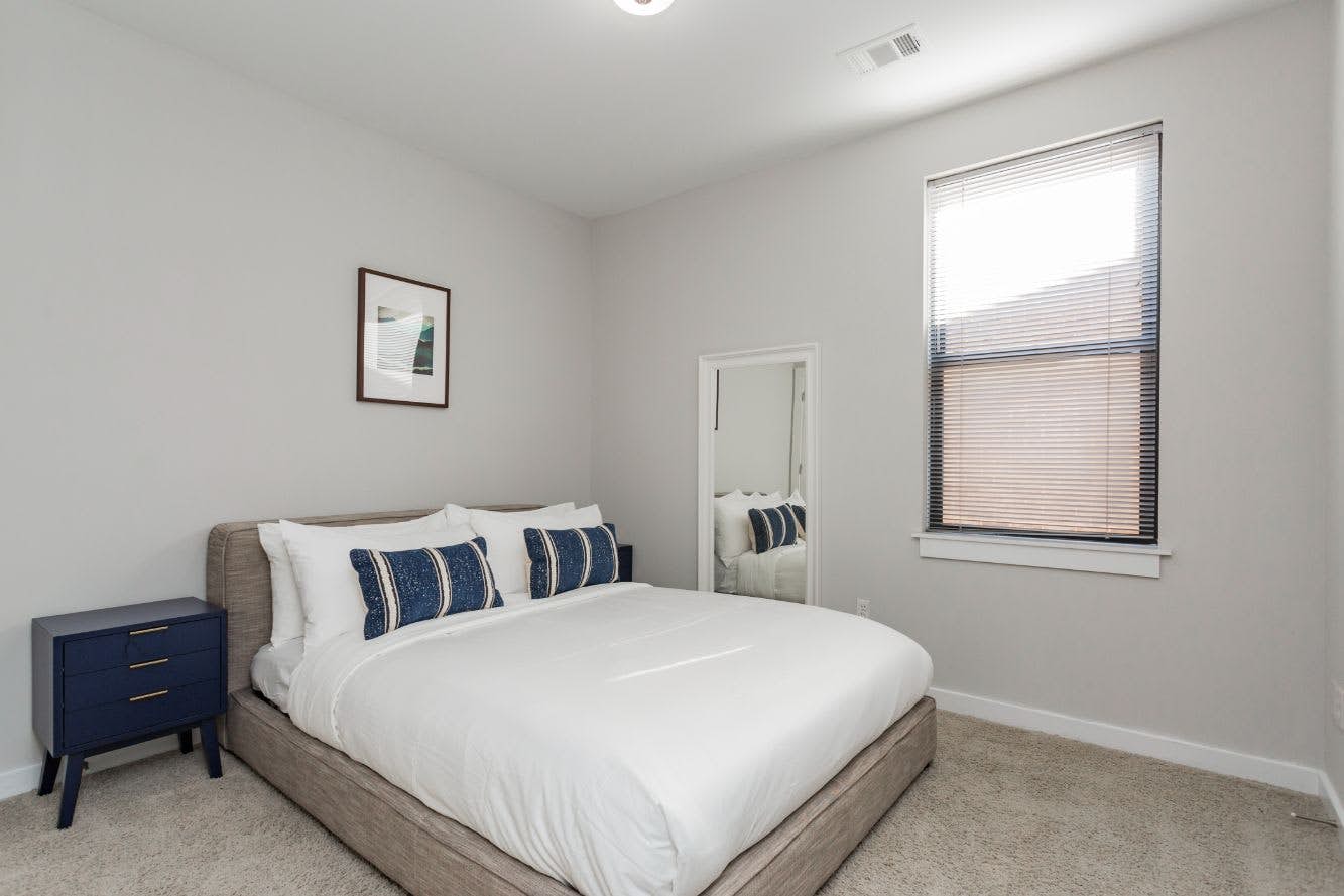 CozySuites Music Row Spacious 1BR in Nashville! 11