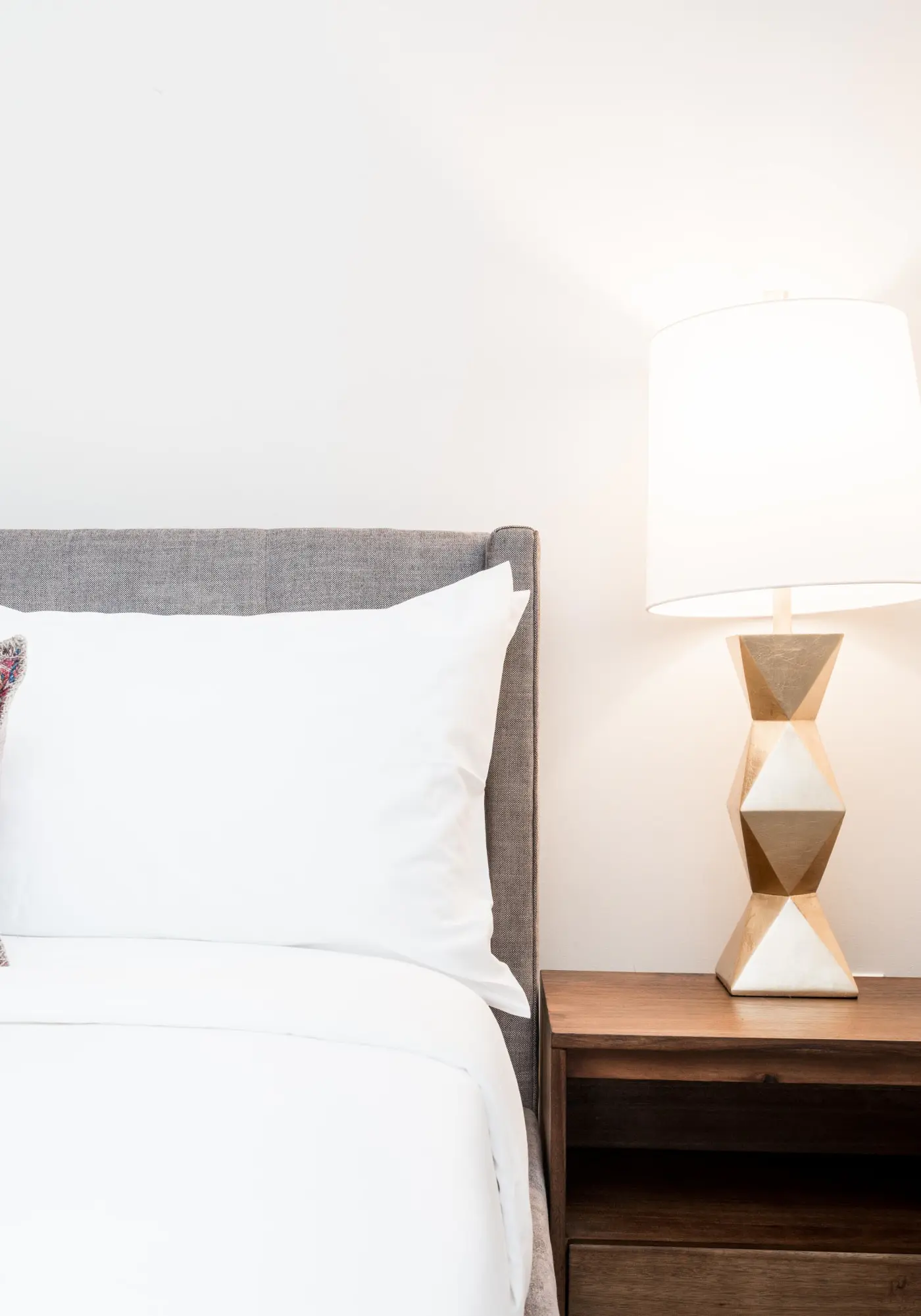 CozySuites MusicRow Astonishing SDO Nashville!