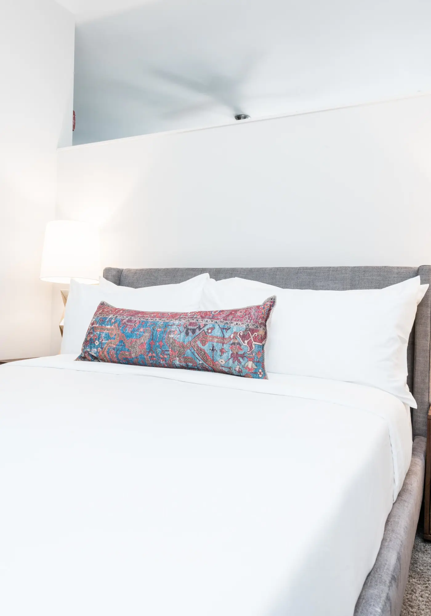 CozySuites MusicRow Astonishing SDO Nashville!