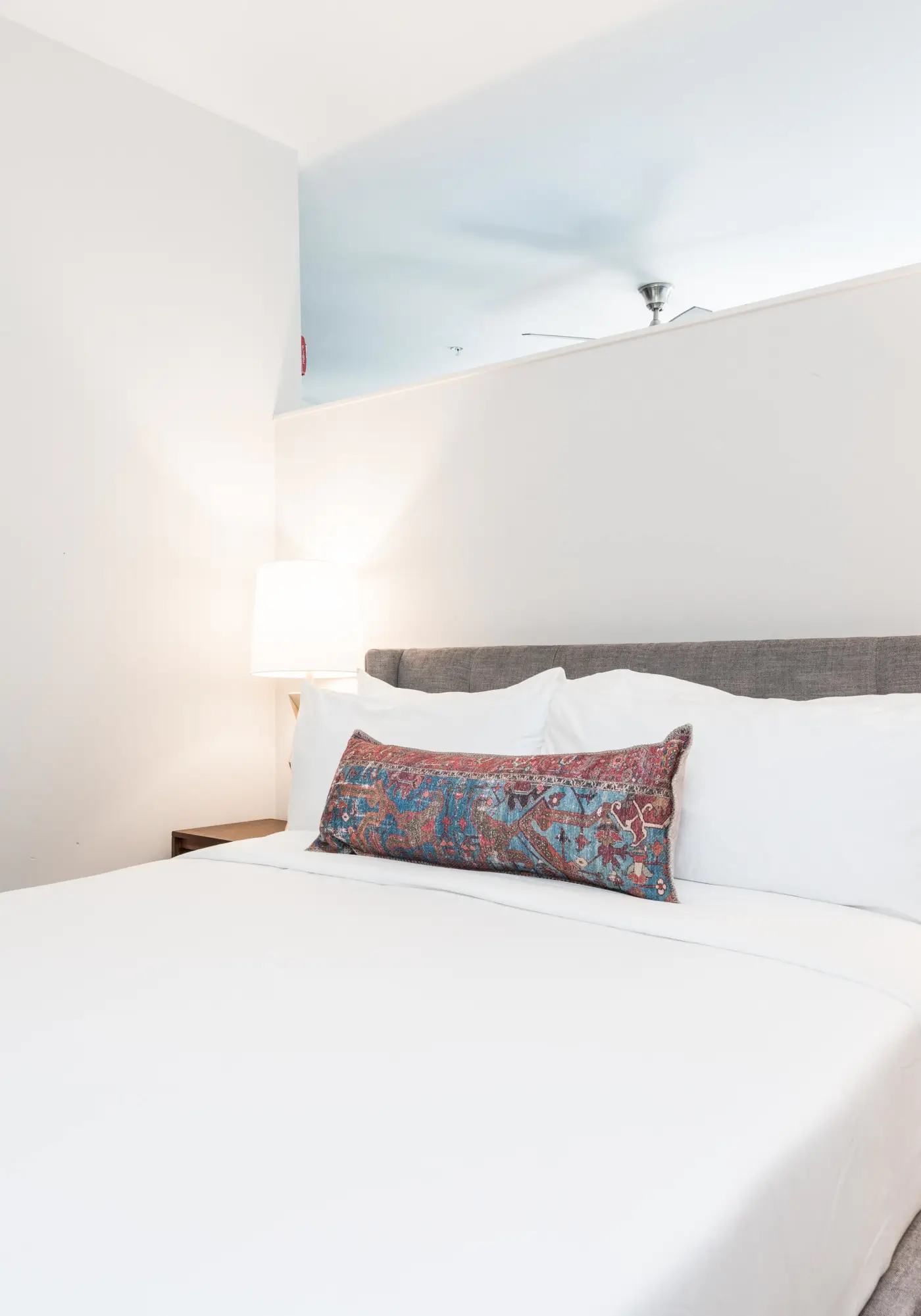 CozySuites MusicRow Astonishing SDO Nashville!