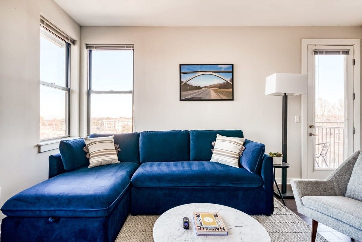 CozySuites TWO Spacious Music Row Condos