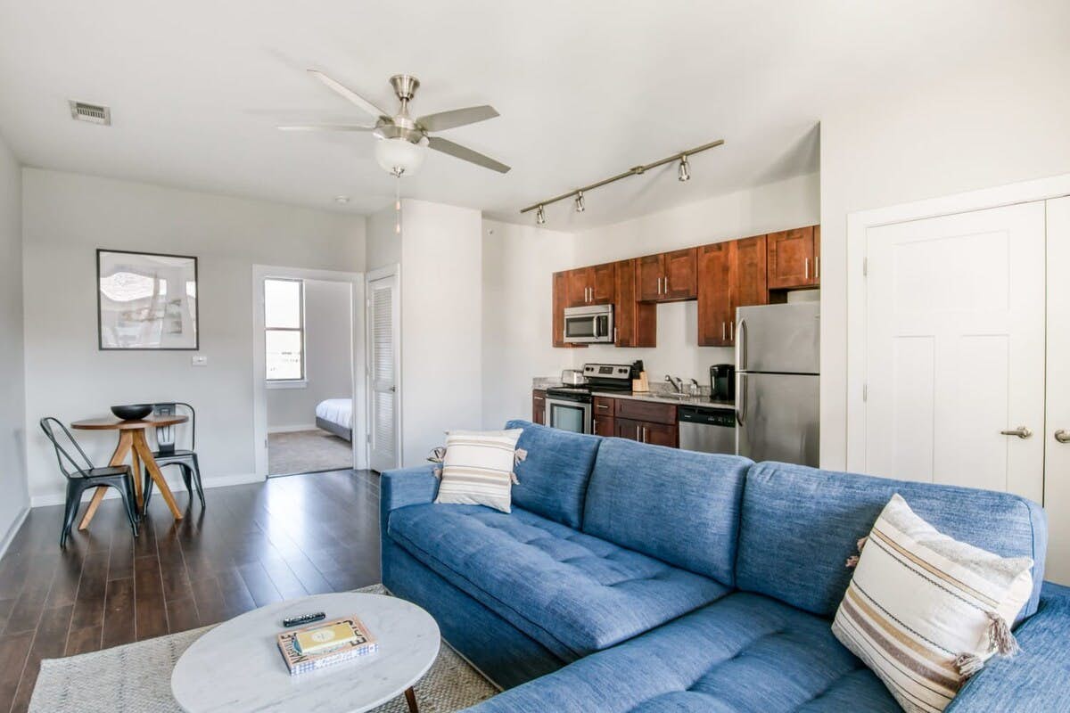 TWO CozySuites Music Row Chic Condo in Nashville