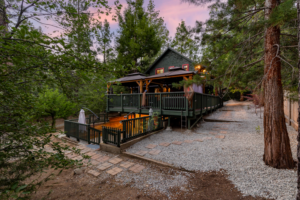 Peaceful Cabin