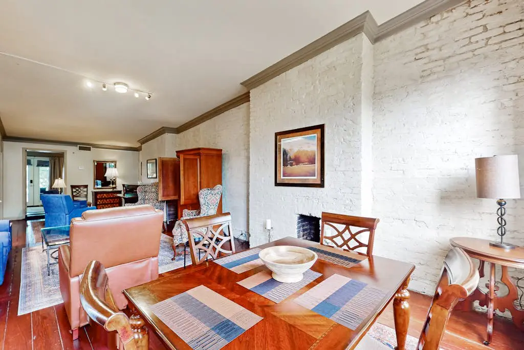 Gordon Street Retreat