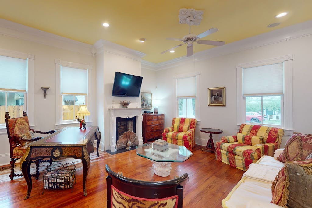 Designer home in Historic District with upscale kitchen