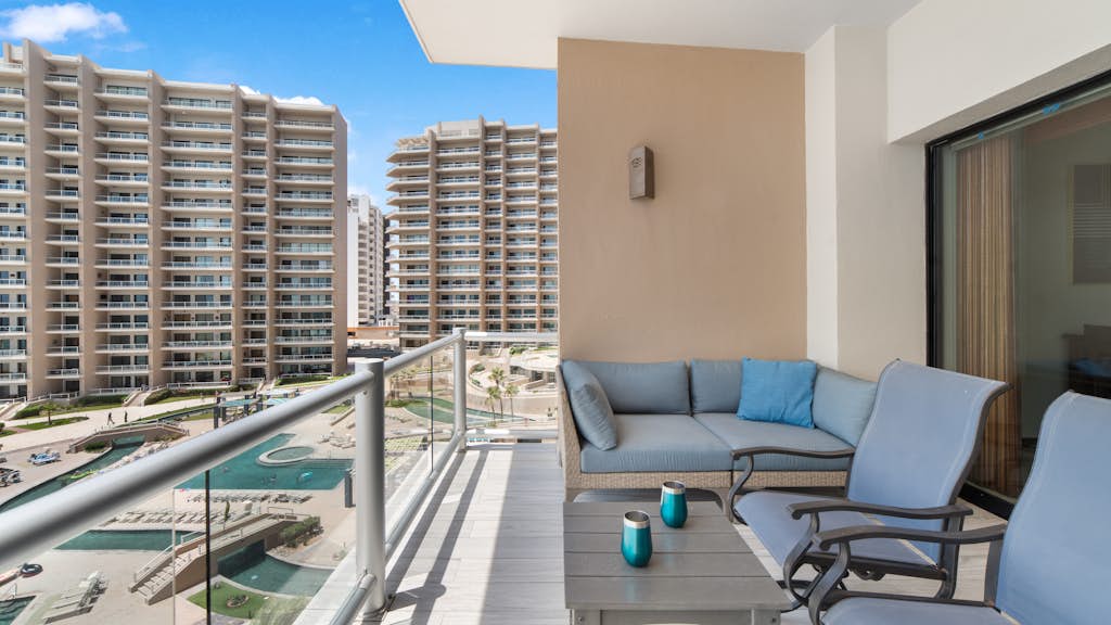 Las Palomas Phase II Coronado 506 Exceptional Oceanfront 2BR 2BA Unit.
