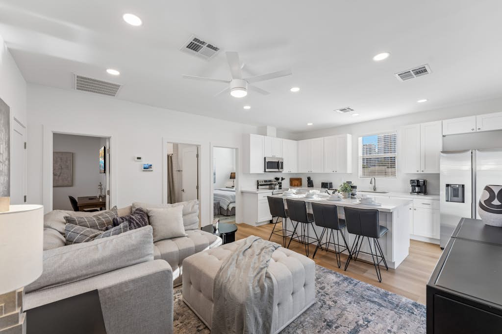 The Roosevelt Modern | Contemporary 2BR | Private Yard | Roosevelt Row | Sleeps 4